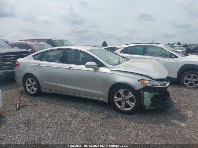12662045 :رقم المزاد ، 3FA6P0H72GR347174 vin ، 2016 Ford Fusion Se مزاد بيع