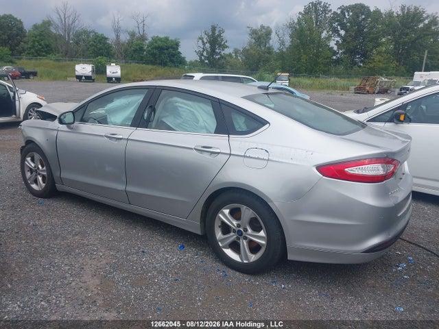 12662045 :رقم المزاد ، 3FA6P0H72GR347174 vin ، 2016 Ford Fusion Se مزاد بيع
