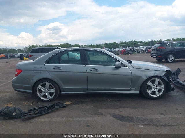 Mercedes-Benz C 300 4matic 2014 WDDGF8AB8EA905587 Image 14