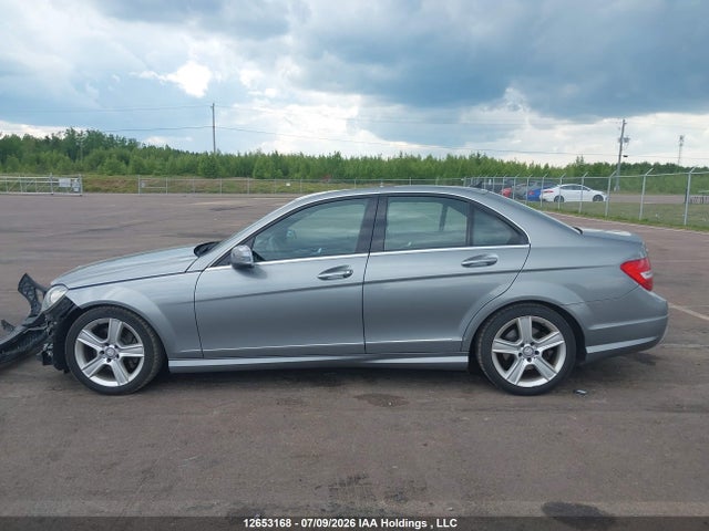Mercedes-Benz C 300 4matic 2014 WDDGF8AB8EA905587 Image 15