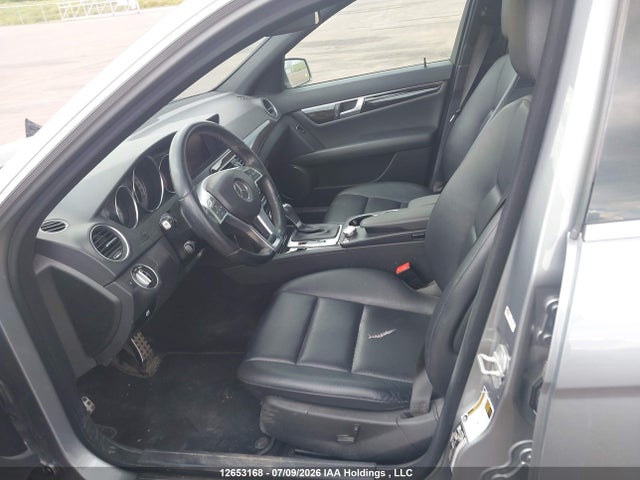 Mercedes-Benz C 300 4matic 2014 WDDGF8AB8EA905587 Image 22
