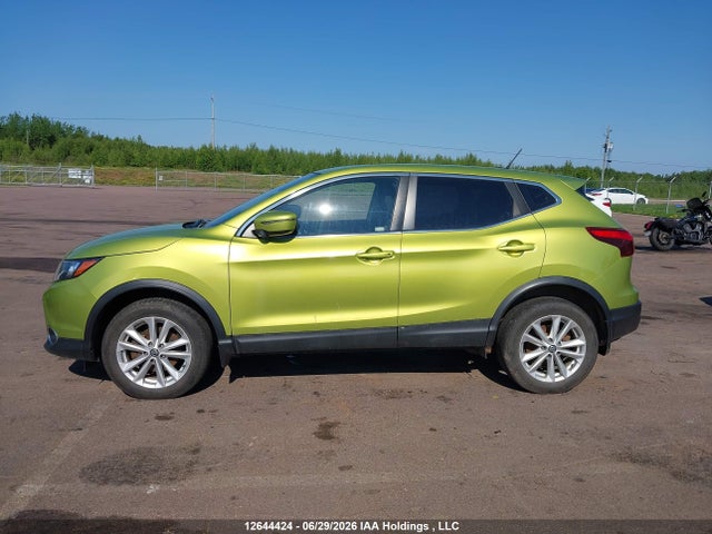2019 Nissan Qashqai S/sl/sv მანქანა იყიდება აუქციონზე, vin: JN1BJ1CR0KW338278, აუქციონის ნომერი: 12644424