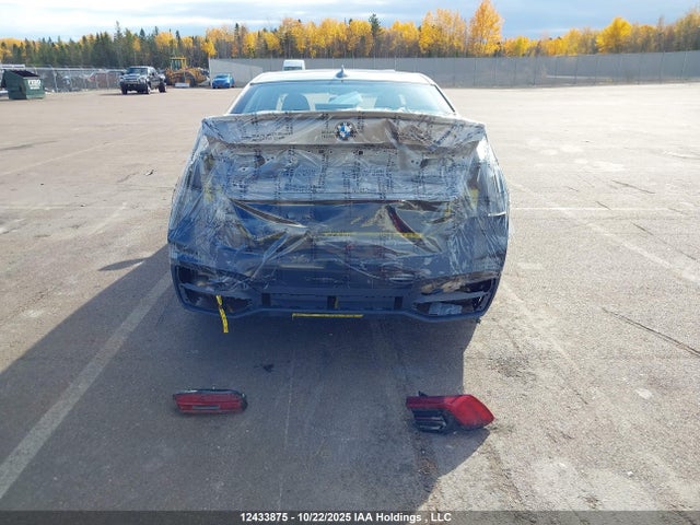 BMW 750li Xdrive 2021 WBA7U2C08MCF41263 Image 16
