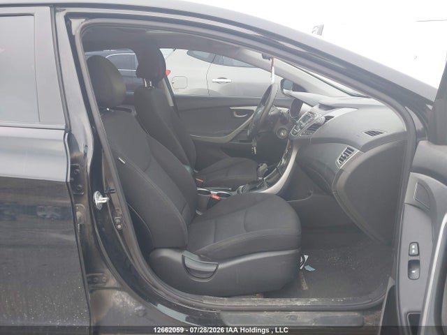 Продажа на аукционе авто 2015 Hyundai Elantra, vin: KMHDH4AE7FU266205, номер лота: 12662059