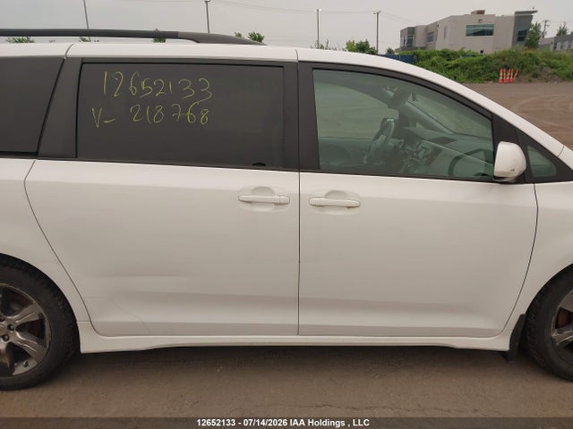 Продажа на аукционе авто 2012 Toyota Sienna Se 8 Passenger, vin: 5TDXK3DCXCS218768, номер лота: 12652133