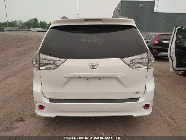 Продажа на аукционе авто 2012 Toyota Sienna Se 8 Passenger, vin: 5TDXK3DCXCS218768, номер лота: 12652133