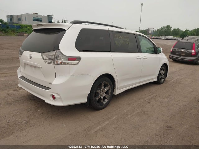 Продажа на аукционе авто 2012 Toyota Sienna Se 8 Passenger, vin: 5TDXK3DCXCS218768, номер лота: 12652133