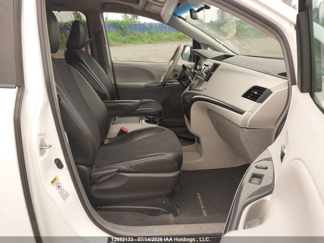 Продажа на аукционе авто 2012 Toyota Sienna Se 8 Passenger, vin: 5TDXK3DCXCS218768, номер лота: 12652133