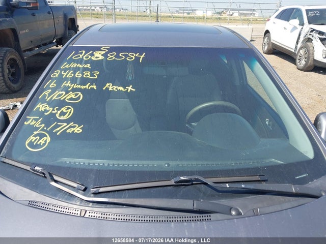 Hyundai ACCENT GLS 2016 KMHCU5AE0GU246683 Image 18