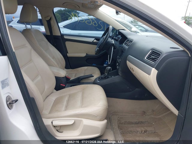 Aukcja sprzedaży 2012 Volkswagen Jetta 2.5l Highline, vin: 3VWLX7AJ2CM331153, numer aukcji: 12662116