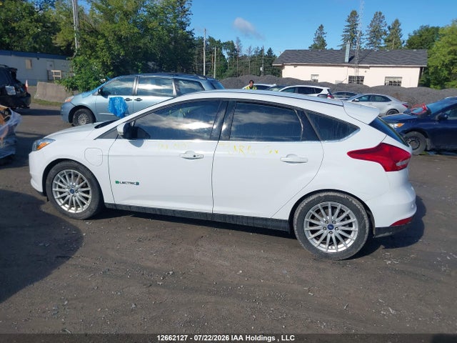 Ford FOCUS ELECTRIC 2017 1FADP3R42HL293176 Image 14