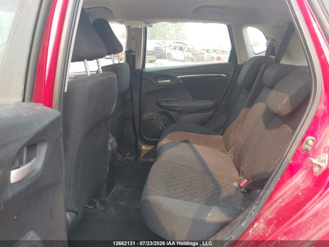 Honda FIT LX 2015 3HGGK5G57FM101485 Image 8