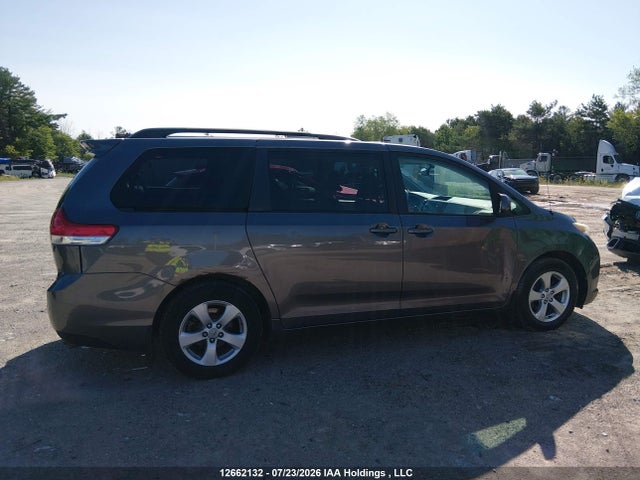 Aukcja sprzedaży 2011 Toyota Sienna Le V6, vin: 5TDKK3DC9BS033202, numer aukcji: 12662132