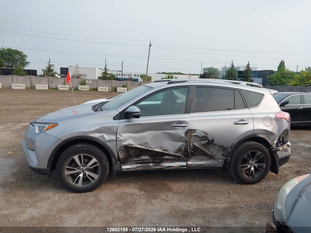 Aukcja sprzedaży 2017 Toyota Rav4 Xle, vin: 2T3WFREV6HW400024, numer aukcji: 12662155