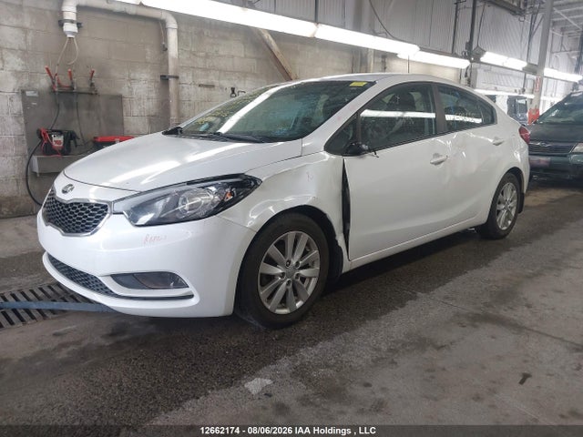 KIA FORTE LX 2016 KNAFX4A66G5593552 Image 2