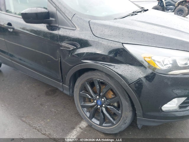 Ford ESCAPE SE 2018 1FMCU9GD3JUA12986 Image 6
