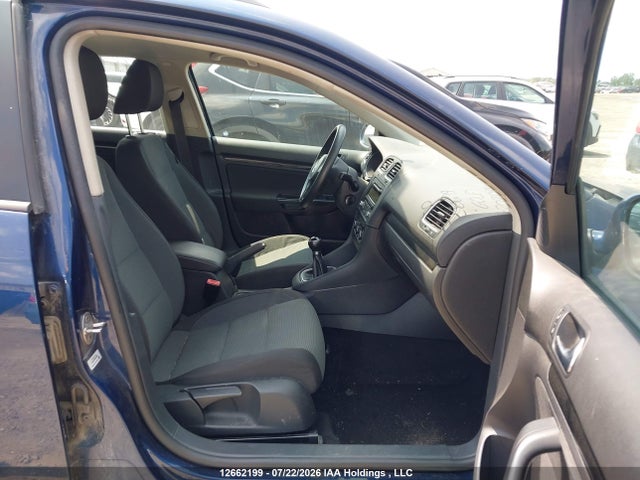 Продаж на аукціоні авто 2011 Volkswagen Golf 2.5l Comfortline/2.5l Trendline, vin: 3VWKX7AJ1BM702099, номер лоту: 12662199