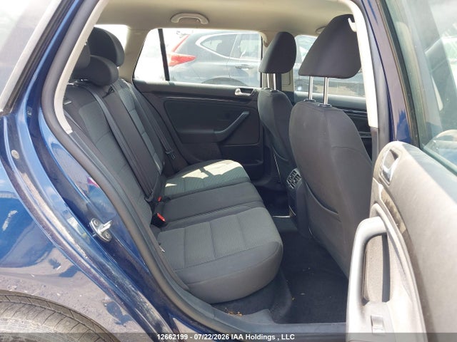 Продаж на аукціоні авто 2011 Volkswagen Golf 2.5l Comfortline/2.5l Trendline, vin: 3VWKX7AJ1BM702099, номер лоту: 12662199