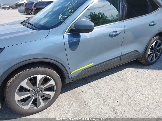 Продажа на аукционе авто 2024 Ford Escape Platinum, vin: 1FMCU9JA8RUA67332, номер лота: 12662207
