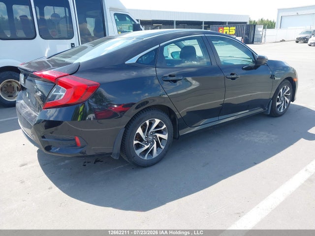 Honda Civic 2018 2HGFC2F6XJH040741 Image 4