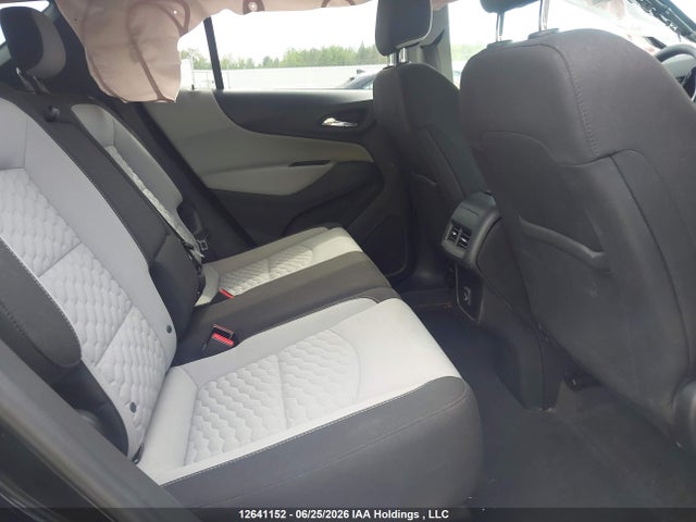 2GNAXUEV6K6114310 Chevrolet EQUINOX 1LT