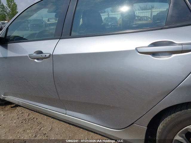 Продаж на аукціоні авто 2018 Honda Civic Ex, vin: 2HGFC2F85JH006613, номер лоту: 12662241