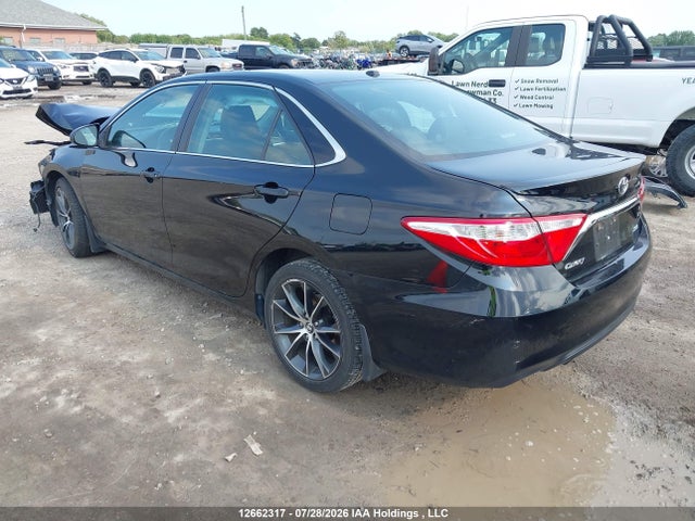 12662317 :رقم المزاد ، 4T1BF1FK5FU915493 vin ، 2015 Toyota Camry Xse مزاد بيع