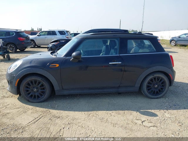 Продаж на аукціоні авто 2017 Mini 3 Door Cooper, vin: WMWXP5C35H3C64600, номер лоту: 12662340