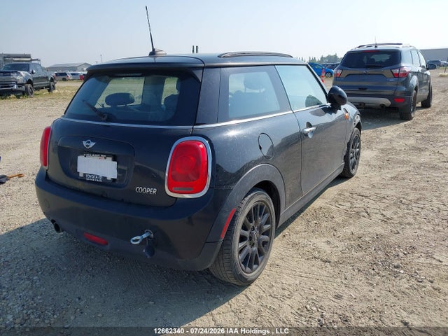 Продаж на аукціоні авто 2017 Mini 3 Door Cooper, vin: WMWXP5C35H3C64600, номер лоту: 12662340