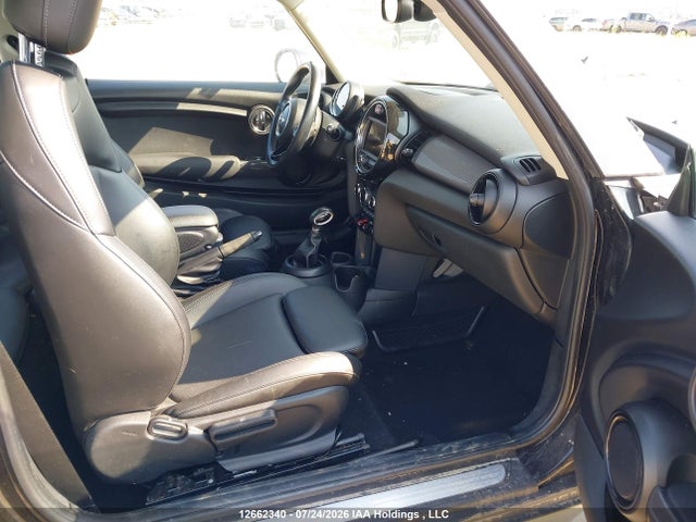 Продаж на аукціоні авто 2017 Mini 3 Door Cooper, vin: WMWXP5C35H3C64600, номер лоту: 12662340