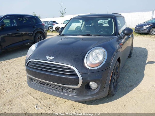 Продаж на аукціоні авто 2017 Mini 3 Door Cooper, vin: WMWXP5C35H3C64600, номер лоту: 12662340