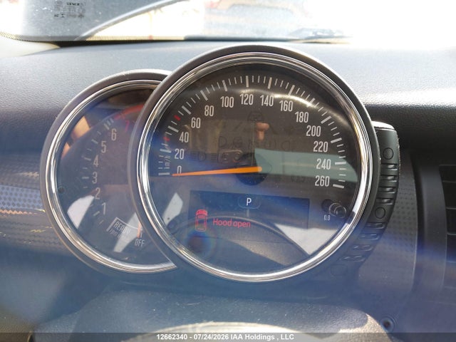 Продаж на аукціоні авто 2017 Mini 3 Door Cooper, vin: WMWXP5C35H3C64600, номер лоту: 12662340