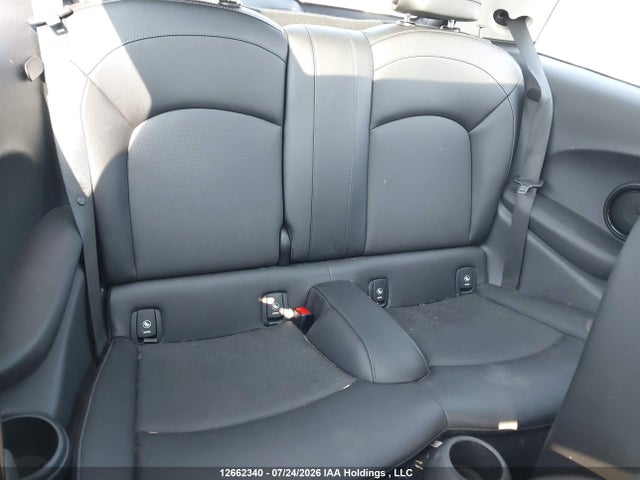 Продаж на аукціоні авто 2017 Mini 3 Door Cooper, vin: WMWXP5C35H3C64600, номер лоту: 12662340