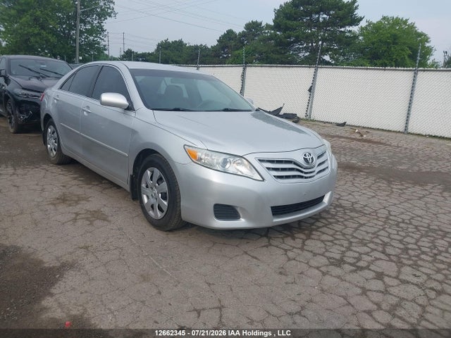 12662345 :رقم المزاد ، 4T1BF3EK5AU075415 vin ، 2010 Toyota Camry Le مزاد بيع
