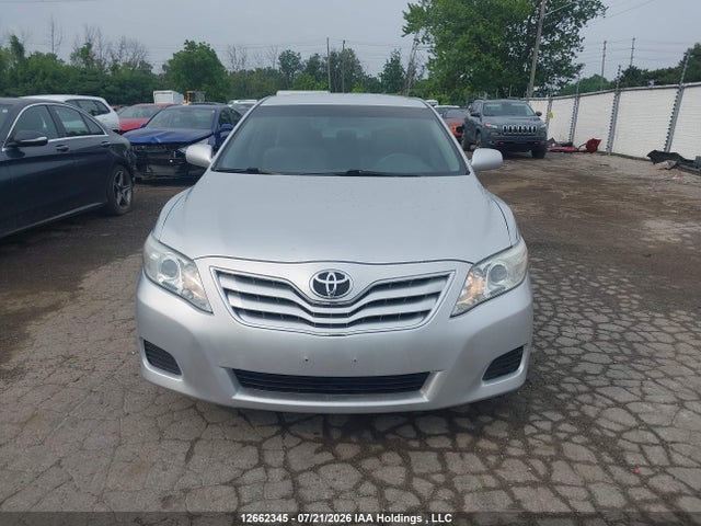 2010 Toyota Camry Le მანქანა იყიდება აუქციონზე, vin: 4T1BF3EK5AU075415, აუქციონის ნომერი: 12662345