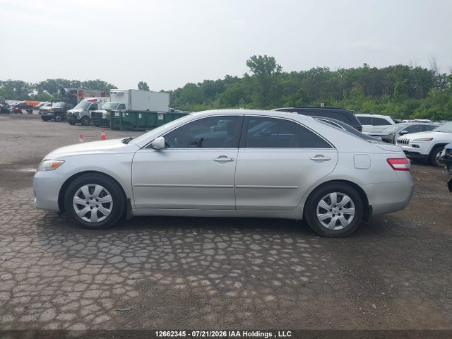 12662345 :رقم المزاد ، 4T1BF3EK5AU075415 vin ، 2010 Toyota Camry Le مزاد بيع