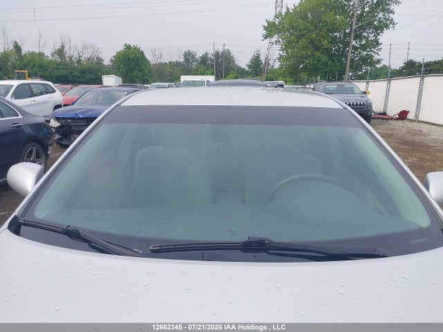 2010 Toyota Camry Le მანქანა იყიდება აუქციონზე, vin: 4T1BF3EK5AU075415, აუქციონის ნომერი: 12662345
