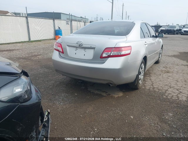 2010 Toyota Camry Le მანქანა იყიდება აუქციონზე, vin: 4T1BF3EK5AU075415, აუქციონის ნომერი: 12662345