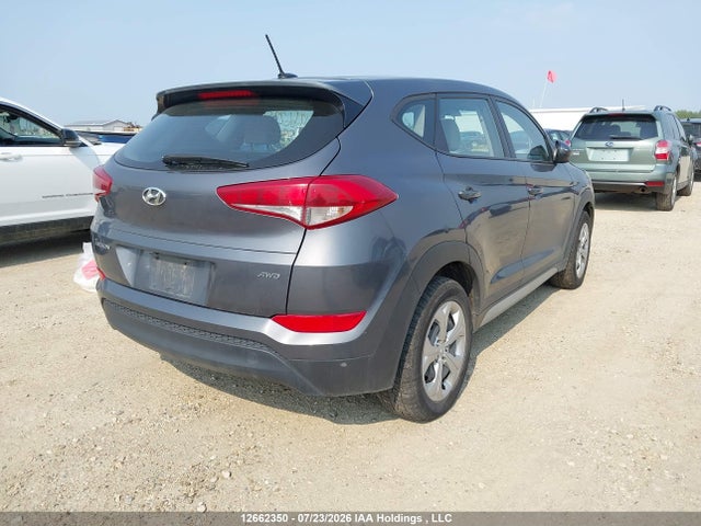 2017 Hyundai Tucson მანქანა იყიდება აუქციონზე, vin: KM8J2CA48HU429890, აუქციონის ნომერი: 12662350
