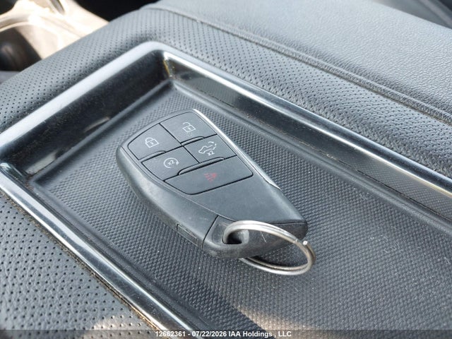 12662361 :رقم المزاد ، 3GTUUEETXNG550900 vin ، 2022 Gmc Sierra K1500 At4 مزاد بيع