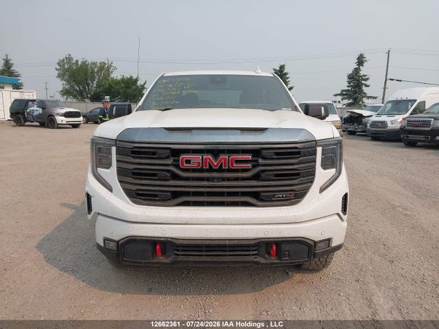12662361 :رقم المزاد ، 3GTUUEETXNG550900 vin ، 2022 Gmc Sierra K1500 At4 مزاد بيع