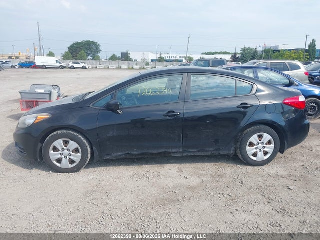 2016 Kia Forte მანქანა იყიდება აუქციონზე, vin: KNAFK4A6XG5457083, აუქციონის ნომერი: 12662390