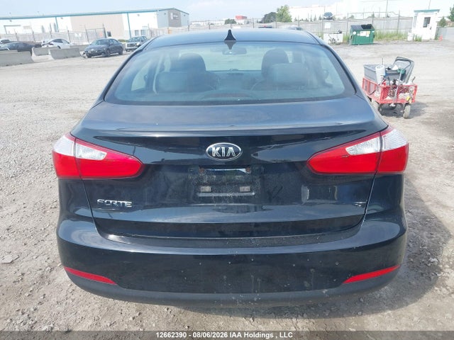 2016 Kia Forte მანქანა იყიდება აუქციონზე, vin: KNAFK4A6XG5457083, აუქციონის ნომერი: 12662390