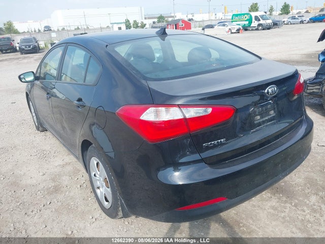 2016 Kia Forte მანქანა იყიდება აუქციონზე, vin: KNAFK4A6XG5457083, აუქციონის ნომერი: 12662390