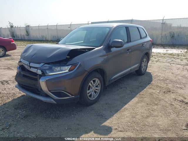 Mitsubishi Outlander Es 2018 JA4AZ2A30JZ601821 Image 2