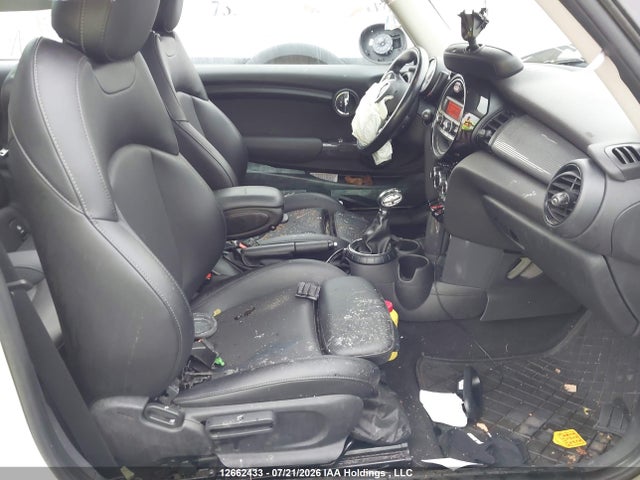 Продаж на аукціоні авто 2016 Mini 3 Door Cooper, vin: WMWXP5C56G2D15771, номер лоту: 12662433