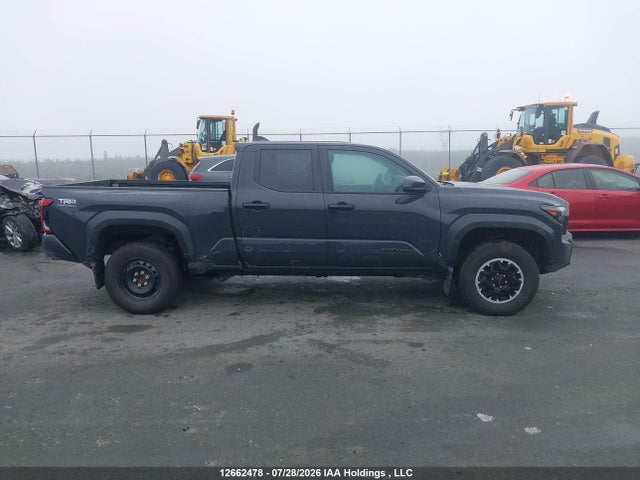 12662478 :رقم المزاد ، 3TYLB5JN4ST088540 vin ، 2025 Toyota Tacoma مزاد بيع