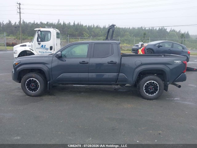 12662478 :رقم المزاد ، 3TYLB5JN4ST088540 vin ، 2025 Toyota Tacoma مزاد بيع
