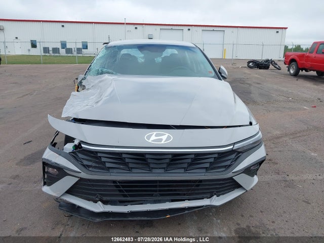 Hyundai Elantra Essential 2026 KMHLM4DG6TU213320 Image 12