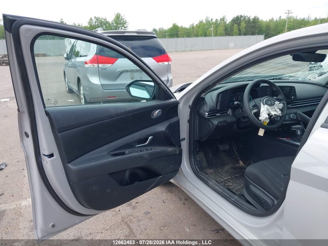 Hyundai Elantra Essential 2026 KMHLM4DG6TU213320 Image 19